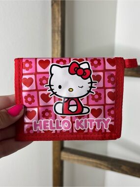 Hello Kitty Sanrio Vintage 2005 Pink and Red Heart Wallet